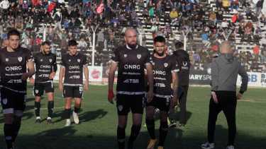 Cipolletti perdió con Villa Mitre en La Visera con un polémico arbitraje