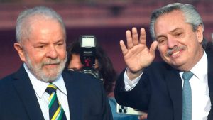 Alberto Fernández se reúne con Lula, mientras la CGT ratifica sus advertencias sobre la crisis