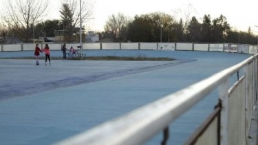 Neuquén es la cuna de grandes patinadores y ahora tendrá la primera pista techada.