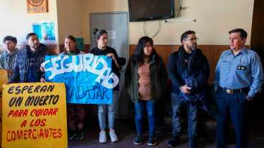 Protestas de vecinos y comerciantes de Roca contra la inseguridad.  Foto: archivo Juan Thomes