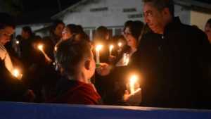 Estudiantes marcharon por las calles de Roca para reclamar por las condiciones edilicias de sus escuelas
