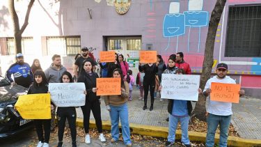 Las familias iniciaron denuncias penales contra las docentes.