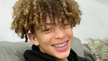 Aunque se arrojó a un río cercano, el joven quedó gravemente herido. Foto: Gentileza. 