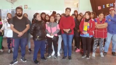 La comunidad educativa difundió un video, en el que reclamó el mejoramiento de las condiciones de la escuela. Foto: Captura. 