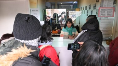 Un mes sin clases en un colegio de Cipolletti por las condiciones edilicias: se manifiestan en el Consejo de Educación