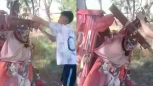 Polémica por un pastor evangelista que se filmó destrozando una estatua del Gauchito Gil