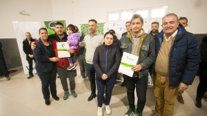Unas 18 familias ya cuentan con su lote en Viedma
