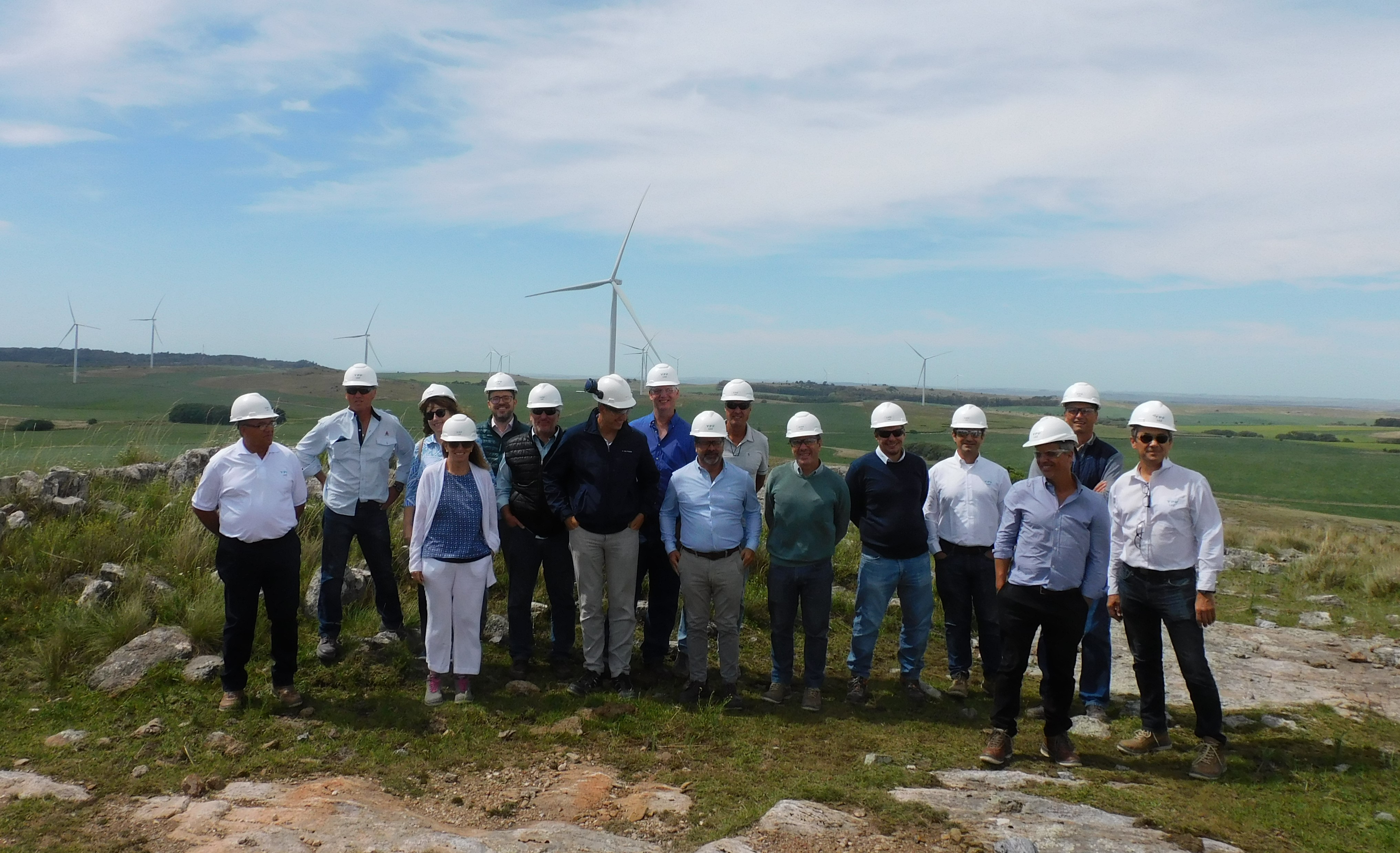 Ambas firmas proyectan un parque eólico de hasta 63 MW cerca de la cementera en Olavarria. Foto: gentileza. 