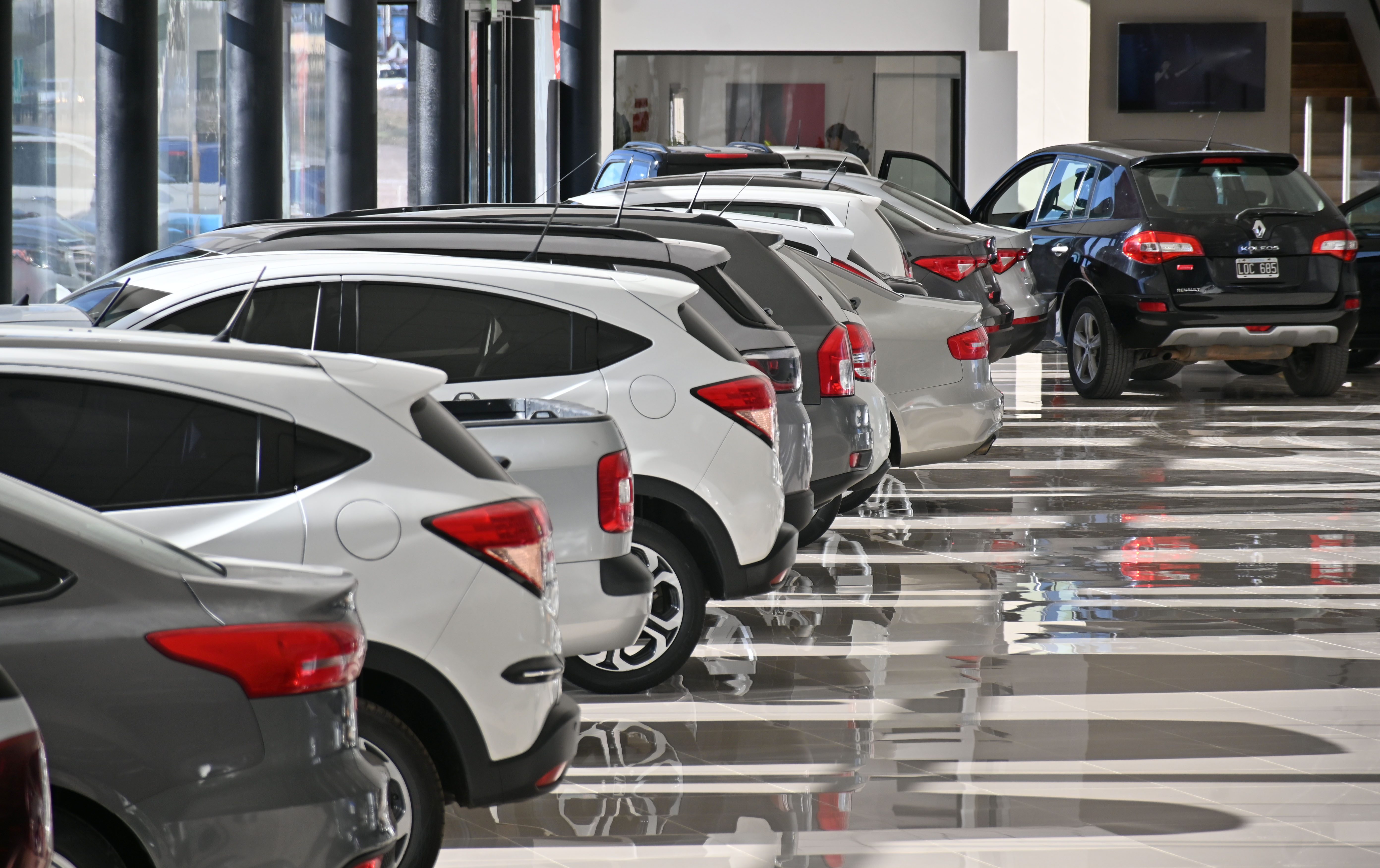 La compra o venta de autos usados de más de 1,1 millones de pesos deberá ser informada a la AFIP.
