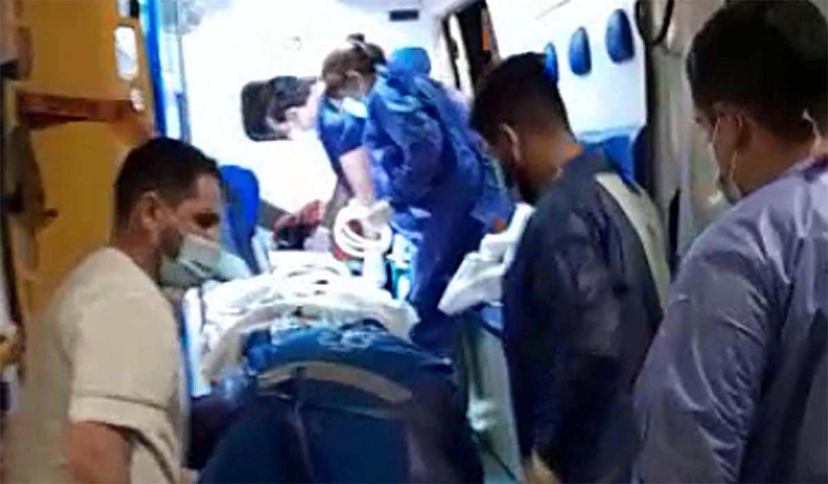 El operativo se concretó anoche y el paciente fue derivado a un centro especialista en lesiones de este tipo. foto: gentileza.