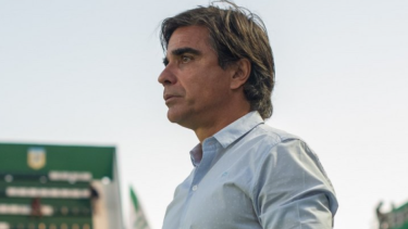 Javier Sanguinetti dejó de ser el entrenador de Banfield tras la derrota frente a Colón