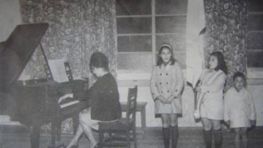 Varias generaciones de neuquinos y neuquinas se formaron en la institución. (FOTOS: Gentileza museo Paraje Confluencia)