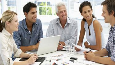 La brecha generacional puede enriquecer el lugar de trabajo si se gestiona como corresponde.