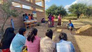 Cementerio indígena: docentes y niños de una escuela en Formosa estudian el sitio arqueológico más antiguo de la región chaqueña