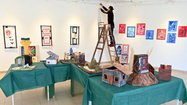 La muestra se realiza en el Centro Municipal de Cultura. Foto: Marcelo Ochoa.