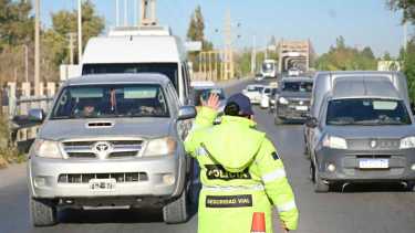 El cuerpo de Seguridad Vial de Cipolletti llevó a cabo el operativo.  Foto Archivo.