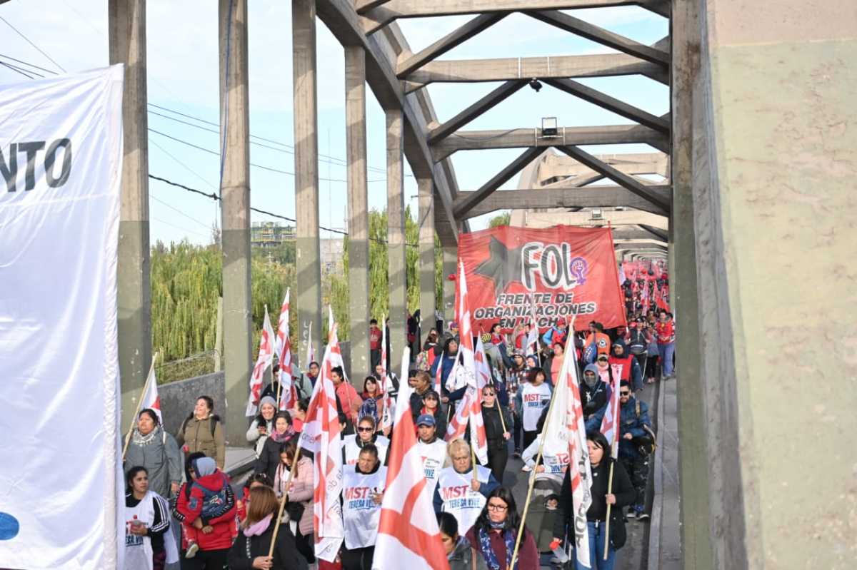 Organizaciones cortarán los puentes que unen Neuquén y Cipolletti, tras frustrada reunión con Gobierno 