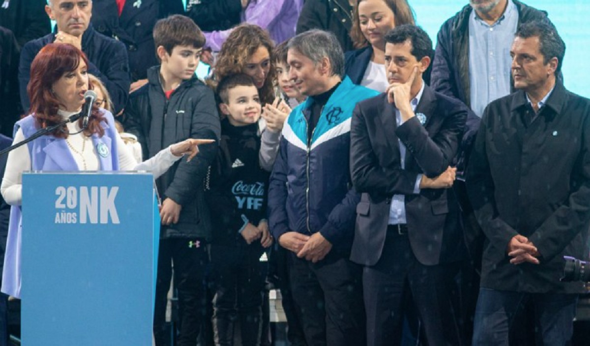 Cristina Kirchner y dos presidenciables, Sergio Massa y Wado de Pedro. 