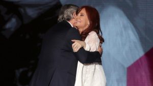Cristina Kirchner armó una lista de 300 invitados para el acto del 25 de mayo: no estará Alberto Fernández