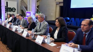 Los gobernadores de la Patagonia se reúnen en Bariloche con una agenda común