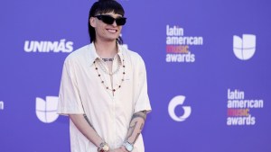 Quién es Peso Pluma, el primer cantante de México que logró el número 1 en el top global de Spotify