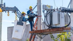 Por el calor y la alta demanda, un amplio sector de Roca se quedó sin energía eléctrica