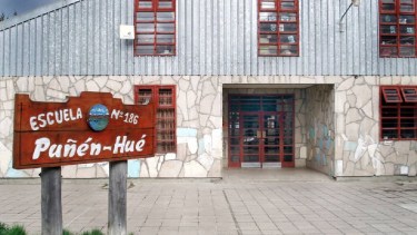 Clausuraron parte del edificio y corre riesgo de cierre permanente. Foto: Facebook