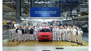 Fiat ya fabricó 300.000 Cronos en su planta de Córdoba