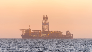 Un país de África quiere comprar participación en empresas mineras y petroleras 