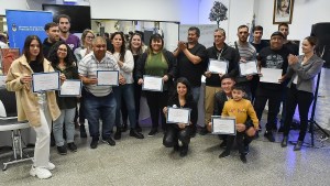 Emprendedores de Viedma recibieron equipamiento de Nación