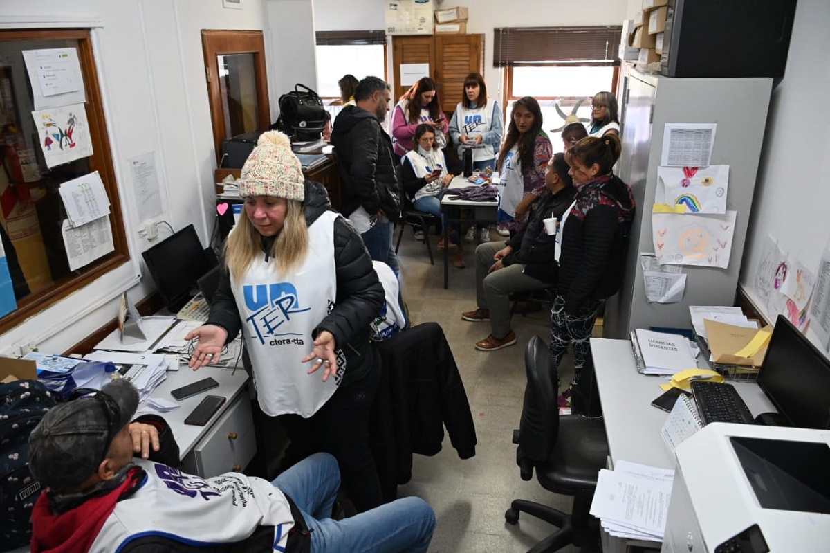 Las oficinas ocupadas corresponden al área de Liquidaciones de Educación. Foto: Marcelo Ochoa