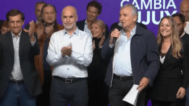 Carlos Sadir, gobernador electo de Jujuy, acompañado por Horacio Rodríguez Larreta y Martín Lousteau. Foto: NA
