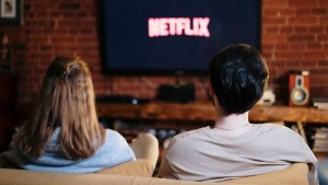 Netflix vuelve a realizar cambios en cuentas compartidas y ya hay polémica