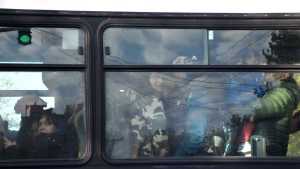 A menos de seis meses de prestar el servicio en Neuquén, el Cole modificó las condiciones licitatorias