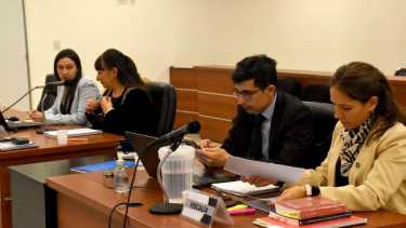 La fiscal Maria Eugenia Tianti y el asistente letrado Bruno Micciulo sostuvieron la acusación. El equipo de la defensa pública que intervino estuvo integrado por Verónica Zingoni y Solange Del Ponte. Foto Matías Subat.