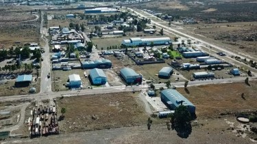 Según lo evaluado por el EnRePaVi, la demanda real de empresas para ubicarse en el Parque Industrial se sitúa en un promedio de 1.500 metros cuadrados de superficie. 