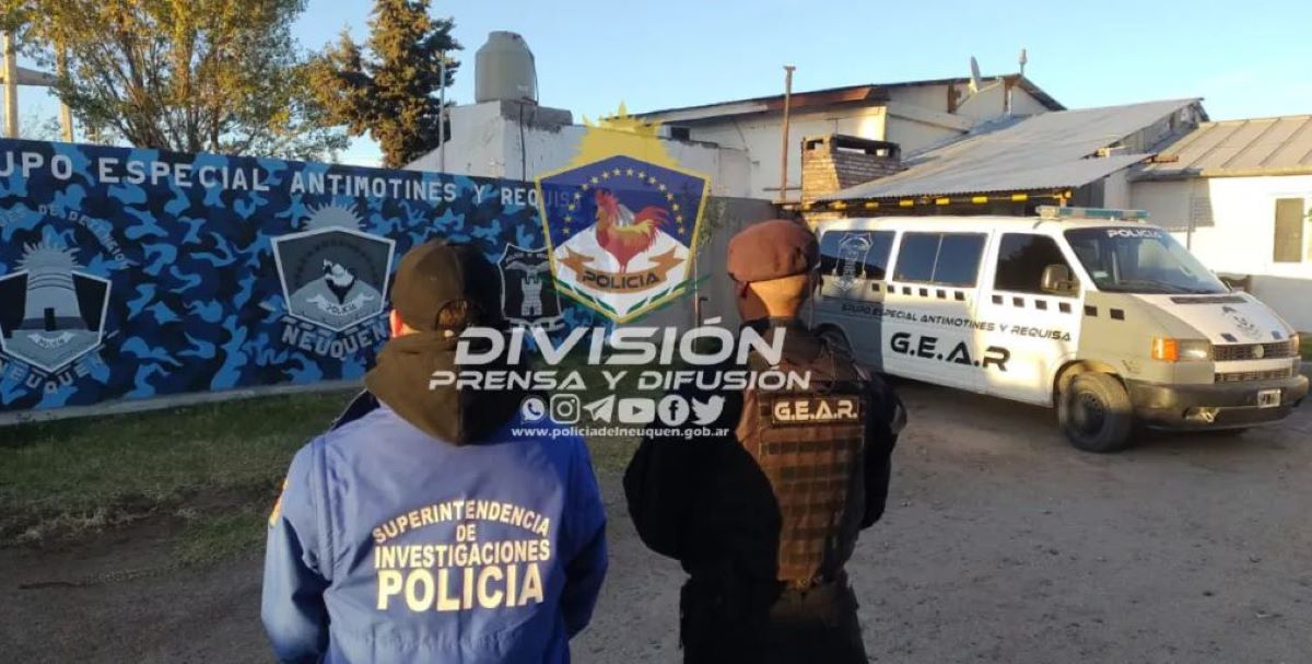 Los allanamientos por estafas fueron en barrios Don Bosco III y Cuenca XV. de Neuquén. Foto: Gentileza

