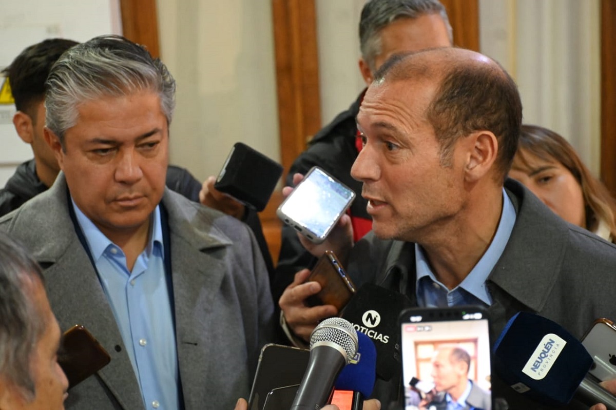 Gutiérrez y Figueroa en la conferencia de prensa que dieron tras la reunión. Foto: Florencia Salto.