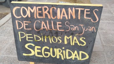 Ola de robos en comercios en Roca: se cansaron de reclamar y van a marchar a una comisaría