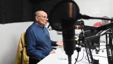 El diputado nacional Luis Di Giácomo estuvo en los estudios de RIO NEGRO RADIO y analizó la candidatura de Carreras a la intendencia de Bariloche. foto: Alejandro Carnevale.