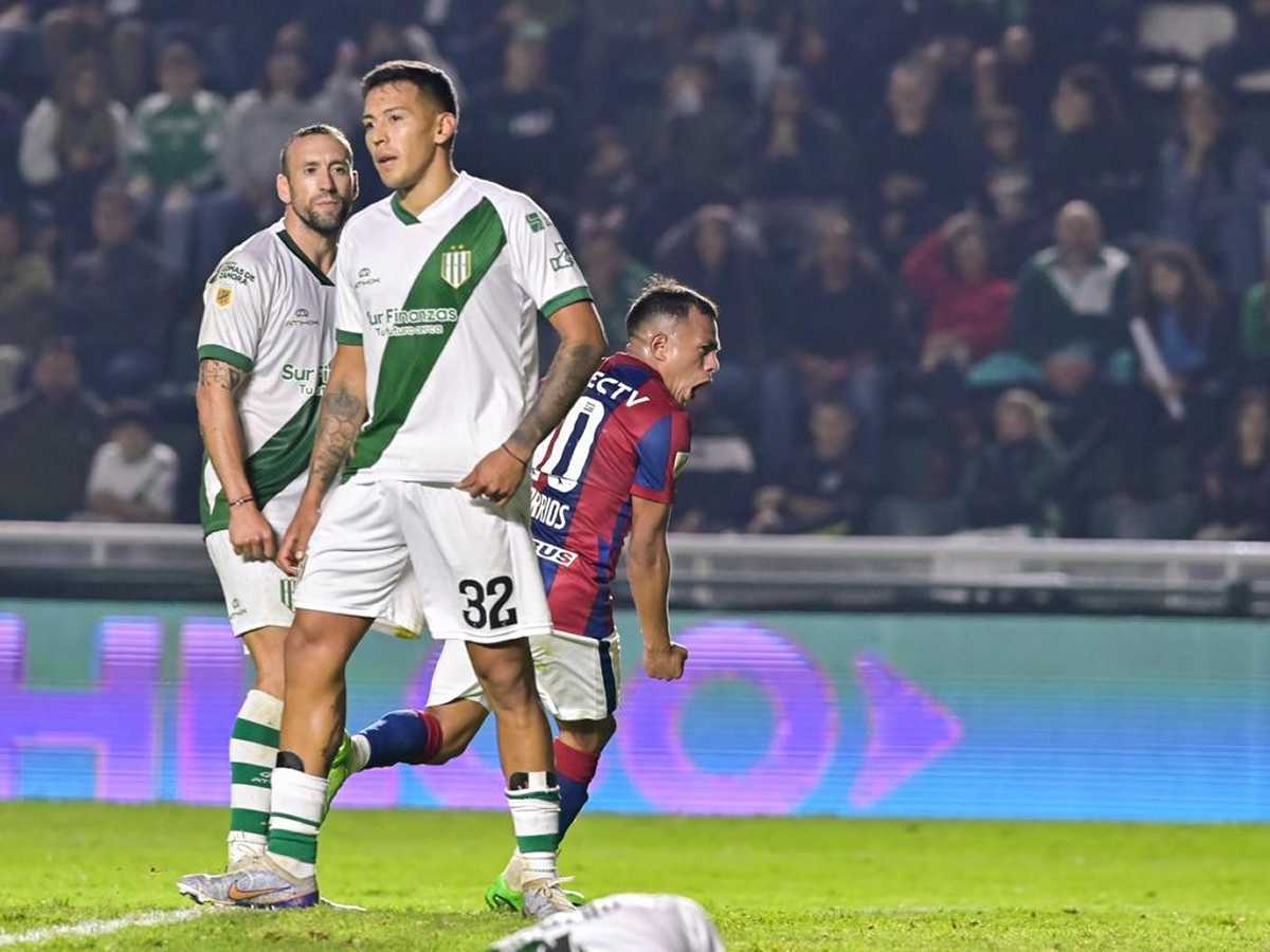 El Perrito Barrios mantiene viva la ilusión de San Lorenzo en la Liga Profesional.
