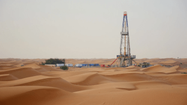 China comenzó a perforar el pozo petrolero más profundo de Asia