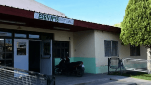 Realizarán obras en dos colegios secundarios de Roca