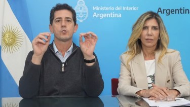 De Pedro, acompañado por la secretaria de Asuntos Políticos de Interior, Patricia García Blanco, ratificó las críticas del Gobierno a la Corte. 