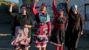Liberaron a una de las mujeres mapuches: «Nos apuntaron con armas y nos dijeron que nos tiremos al piso o nos mataban»