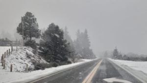 Tramos con nieve en la ruta 40 entre Bariloche y El Bolsón