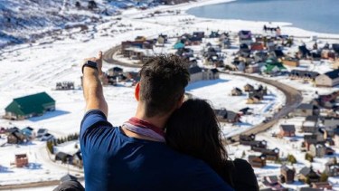 Fin de semana largo en Caviahue: una escapada a la nieve con caminatas y excursiones