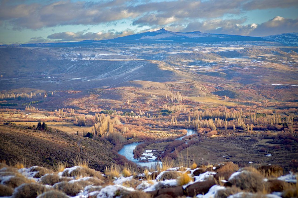 La belleza del río Aluminé rodeado de invierno. Foto Gentileza:  Ivan Cares