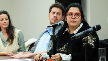 La coordinadora de la Línea 148, Soledad Crespín, se mostró optimista con el avance de la "Ley Integral de Dispositivos de Contención y Acompañamiento en las Violencias". (Prensa Legislatura).-