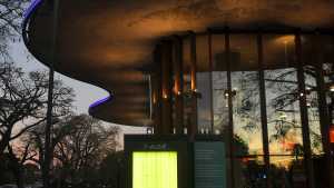 Proponen «árboles líquidos» para purificar el aire y reducir el dióxido de carbono en zonas urbanas